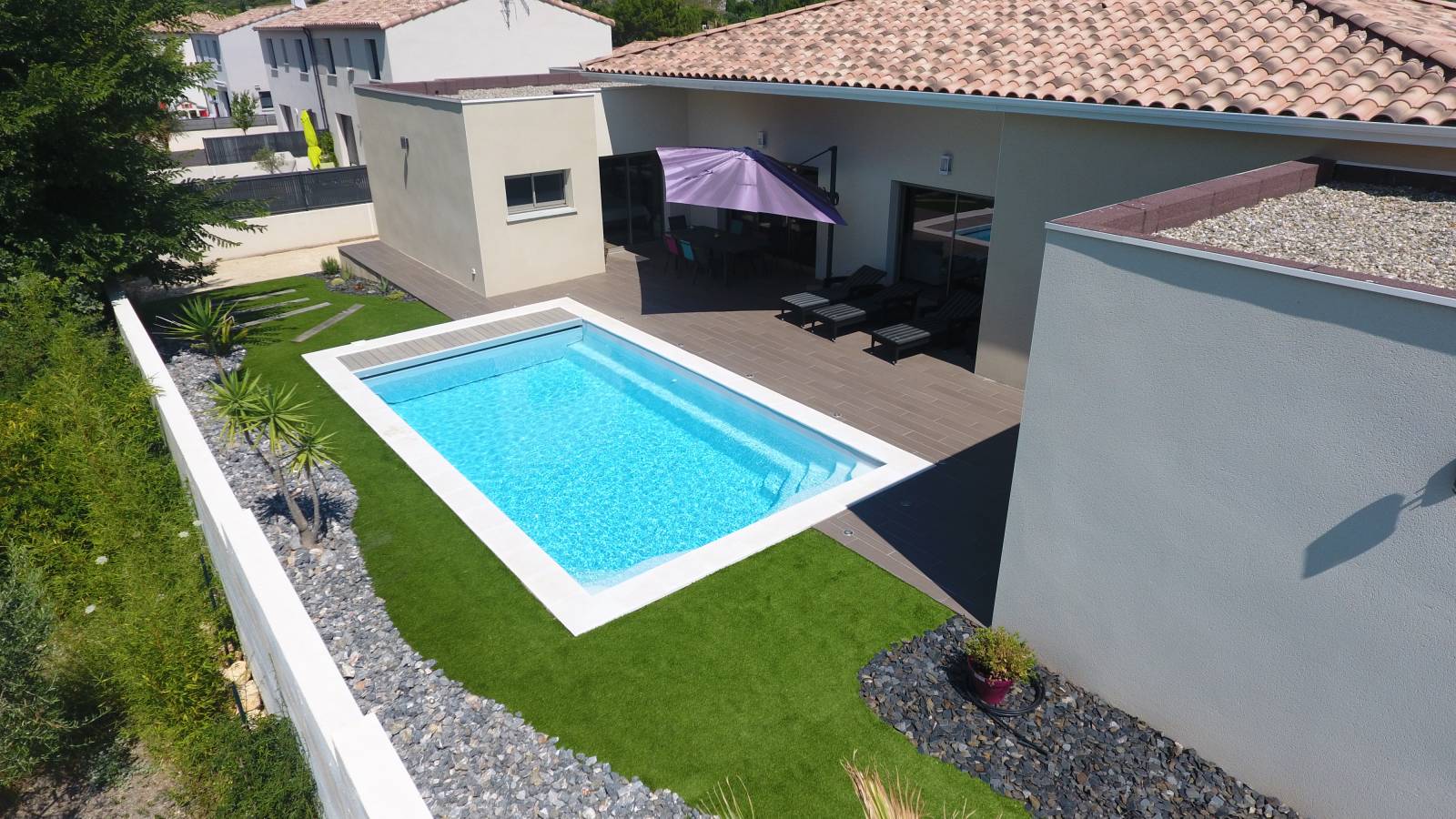 belle piscine pour mettre dans son jardin