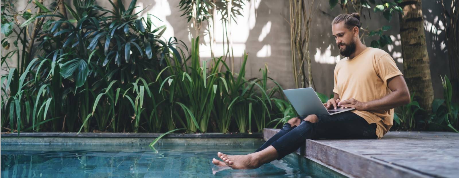 Service, conseil, installation de piscine a Rocbaron dans le Var