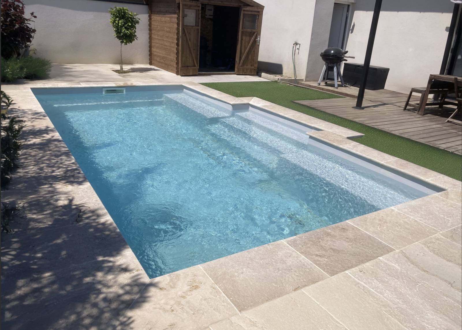 piscine coque paloma cocktail avec escalier latéral