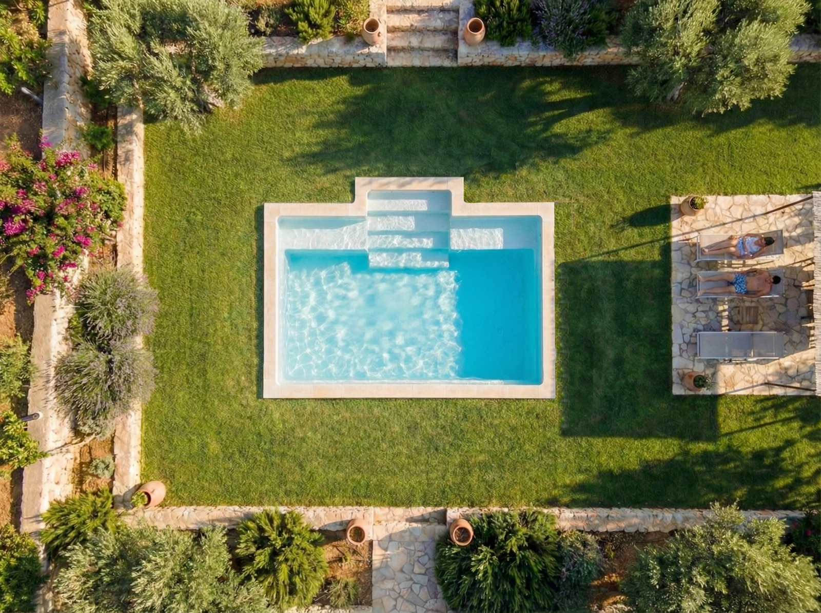 piscine à Collobrières coque