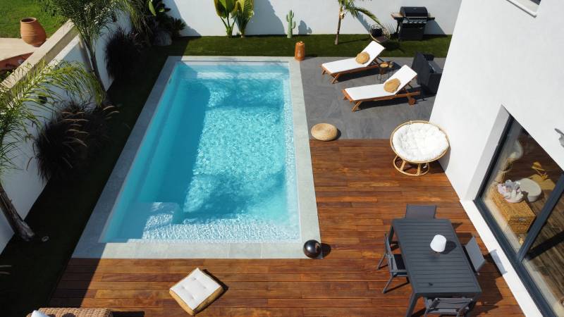 Piscine coque polyester