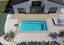 Notre zone d'activité pour ce service Piscine coque polyester 8X4 déstockage prix