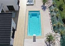 Shooter 8,20 m avec safety ledge sécurisant le bassin, installation à Saint-Tropez.