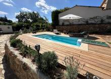 Piscine Shooter 4 installée à Vidauban, idéale pour les terrains urbains réduits.