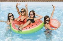 enfants heureux d'avoir une coque polyester lea compsites