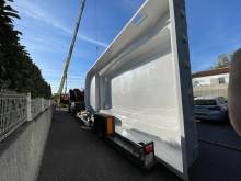 Long Island grande piscine coque pour la détente et le jeux